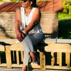 Meet your Posher, Tewanna